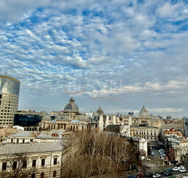 Apartament, 3 camere, 95 mp Bucuresti/Splaiul Independentei