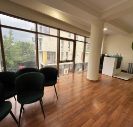 Apartament, 3 camere, 97.49 mp Bucuresti/Eroii Revolutiei
