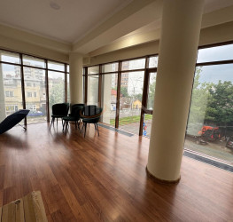 Apartament, 3 camere, 97.49 mp Bucuresti/Eroii Revolutiei