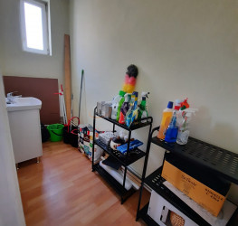 Apartament, 3 camere cu loc parcare exterior inclus Bucuresti/Universitate (s2)