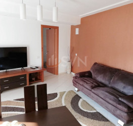 Apartament, 3 camere cu loc parcare exterior inclus Bucuresti/Decebal