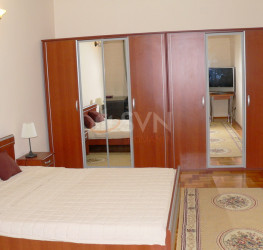 Apartament, 3 camere cu loc parcare exterior inclus Bucuresti/Herastrau