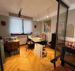 Apartament, 3 camere cu loc parcare exterior inclus Bucuresti/Domenii