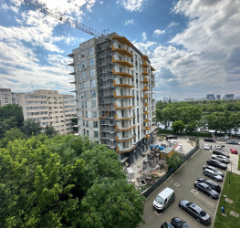 Apartament, 3 camere cu loc parcare exterior inclus Bucuresti/Colentina