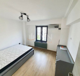 Apartament, 3 camere cu loc parcare exterior inclus Bucuresti/Alba Iulia