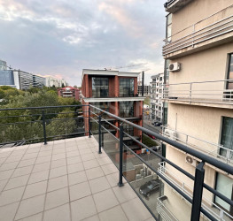 Apartament, 3 camere cu loc parcare exterior inclus Bucuresti/Floreasca