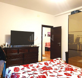 Apartament, 3 camere cu loc parcare exterior inclus Bucuresti/Calea Victoriei