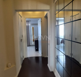 Apartament, 3 camere cu loc parcare exterior inclus Bucuresti/Aviatiei