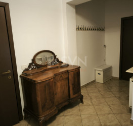 Apartament, 3 camere cu loc parcare exterior inclus Bucuresti/Dorobanti