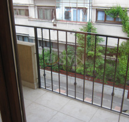 Apartament, 3 camere cu loc parcare exterior inclus Bucuresti/Dorobanti