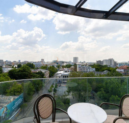 Apartament, 3 camere cu loc parcare exterior inclus Bucuresti/Calea Victoriei
