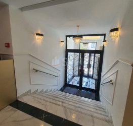 Apartament, 3 camere cu loc parcare exterior inclus Bucuresti/Calea Victoriei