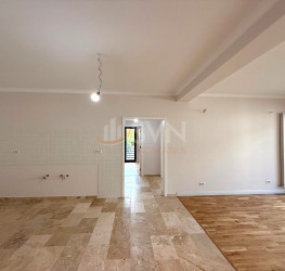 Apartament, 3 camere cu loc parcare exterior inclus Bucuresti/Tei