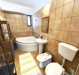 Apartament, 3 camere cu loc parcare exterior inclus Bucuresti/Sisesti