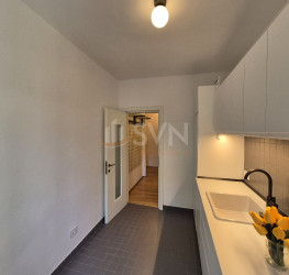 Apartament, 3 camere cu loc parcare exterior inclus Bucuresti/Cismigiu