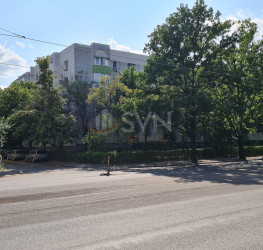 Apartament, 3 camere cu loc parcare exterior inclus Bucuresti/Herastrau
