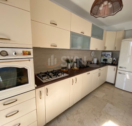 Apartament, 3 camere cu loc parcare exterior inclus Bucuresti/Sisesti