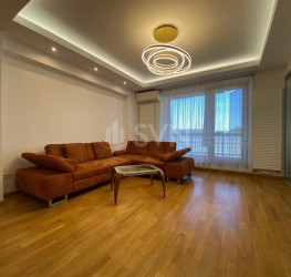 Apartament, 3 camere cu loc parcare exterior inclus Bucuresti/Sisesti