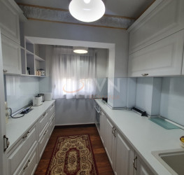 Apartament, 3 camere cu loc parcare exterior inclus Bucuresti/Aviatiei