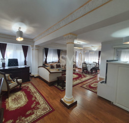 Apartament, 3 camere cu loc parcare exterior inclus Bucuresti/Aviatiei