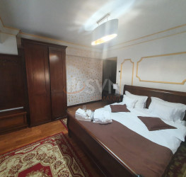 Apartament, 3 camere cu loc parcare exterior inclus Bucuresti/Aviatiei