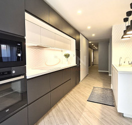 Apartament, 3 camere cu loc parcare exterior inclus Bucuresti/Pipera