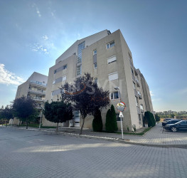 Apartament, 3 camere cu loc parcare exterior inclus Bucuresti/Baneasa