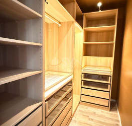 Apartament, 3 camere cu loc parcare exterior inclus Bucuresti/Lacul Tei