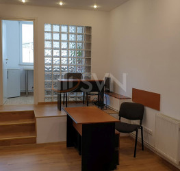 Apartament, 3 camere cu loc parcare exterior inclus Bucuresti/Piata Unirii (s3)