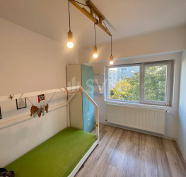 Apartament, 3 camere cu loc parcare exterior inclus Bucuresti/Aviatiei