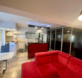 Apartament, 3 camere cu loc parcare exterior inclus Bucuresti/Aviatiei