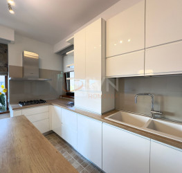 Apartament, 3 camere cu loc parcare exterior inclus Bucuresti/Aviatiei