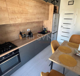 Apartament, 3 camere cu loc parcare exterior inclus Bucuresti/Lujerului