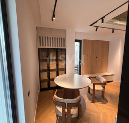 Apartament, 3 camere cu loc parcare exterior inclus Bucuresti/Bucur Obor