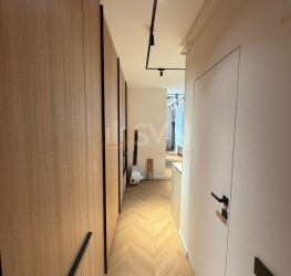 Apartament, 3 camere cu loc parcare exterior inclus Bucuresti/Bucur Obor