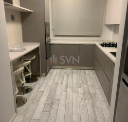 Apartament, 3 camere cu loc parcare exterior inclus Bucuresti/Dorobanti