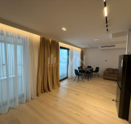 Apartament, 3 camere cu loc parcare exterior inclus Bucuresti/Aviatorilor