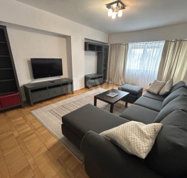 Apartament, 3 camere cu loc parcare exterior inclus Bucuresti/Turda
