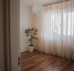 Apartament, 3 camere cu loc parcare exterior inclus Bucuresti/Titan