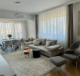 Apartament, 3 camere cu loc parcare exterior inclus Bucuresti/Pipera