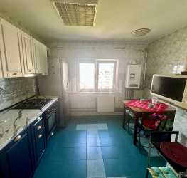 Apartament, 3 camere cu loc parcare exterior inclus Bucuresti/13 Septembrie