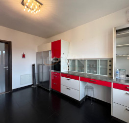 Apartament, 3 camere cu loc parcare exterior inclus Bucuresti/Sisesti
