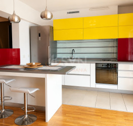 Apartament, 3 camere cu loc parcare exterior inclus Bucuresti/Iancu Nicolae