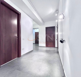 Apartament, 3 camere cu loc parcare exterior inclus Bucuresti/Baneasa