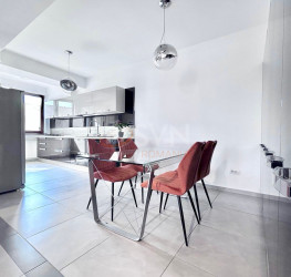 Apartament, 3 camere cu loc parcare exterior inclus Bucuresti/Baneasa