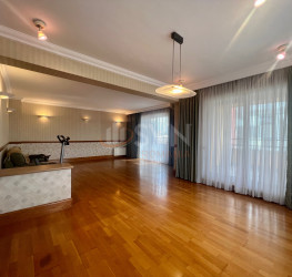 Apartament, 3 camere cu loc parcare subteran inclus Bucuresti/Dorobanti