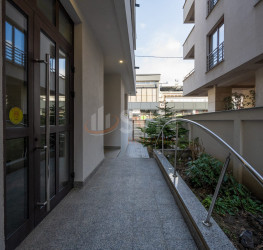 Apartament, 3 camere cu loc parcare subteran inclus Bucuresti/Dorobanti