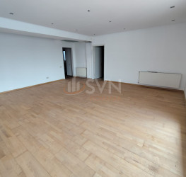 Apartament, 3 camere cu loc parcare subteran inclus Bucuresti/Herastrau