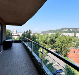 Apartament, 3 camere cu loc parcare subteran inclus Cluj/Plopilor