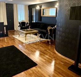 Apartament, 3 camere cu loc parcare subteran inclus Bucuresti/Herastrau